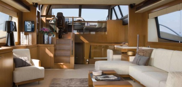 ferretti_altura_840_interno2